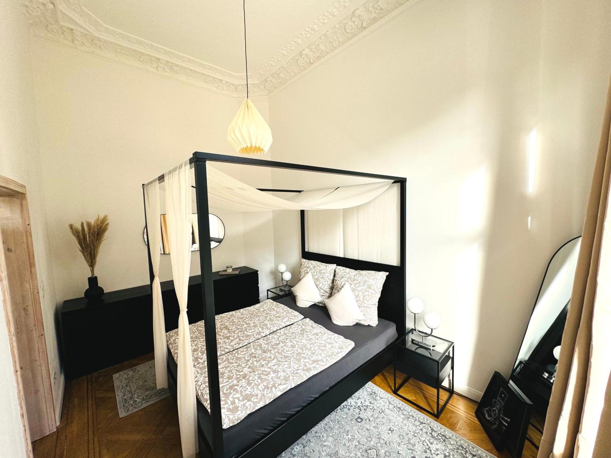 Superhosts Zentrum - Parkplatz - Badewanne - Netflix - Kaffee BRE Εξωτερικό φωτογραφία