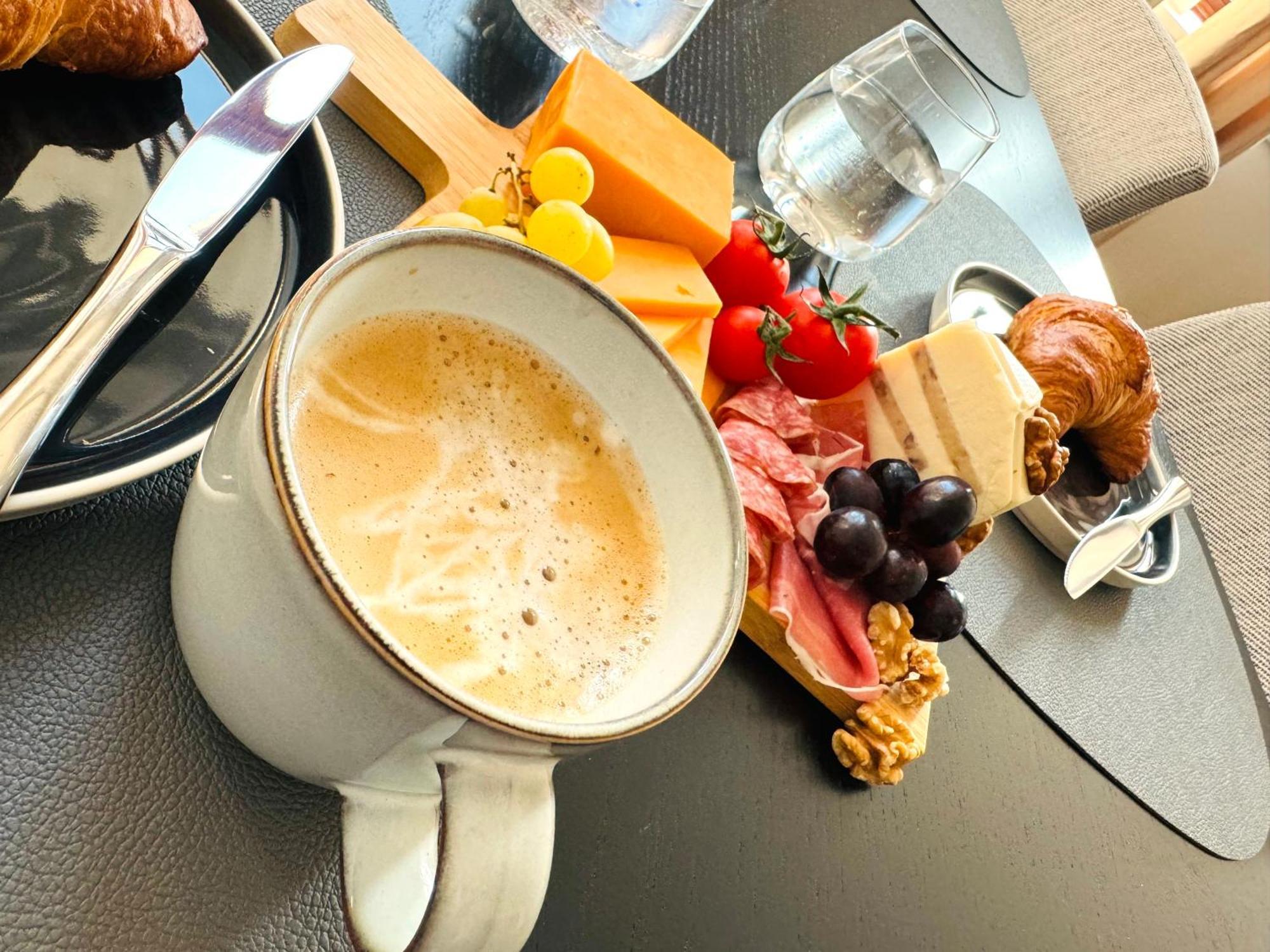 Superhosts Zentrum - Parkplatz - Badewanne - Netflix - Kaffee BRE Εξωτερικό φωτογραφία